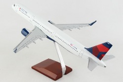 Exec Ser Delta A321 1/100 / Thumbnail